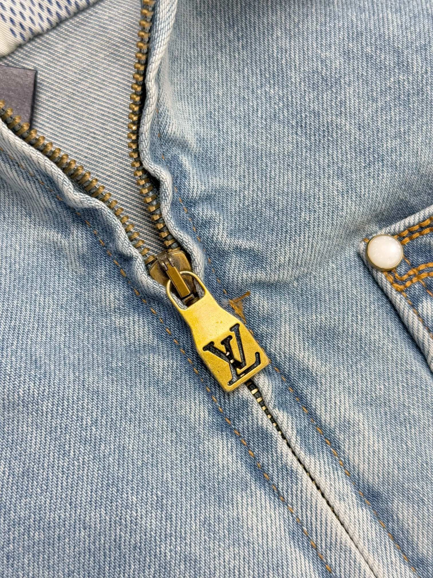 wg.luxury- 8V item:E-F409D0605